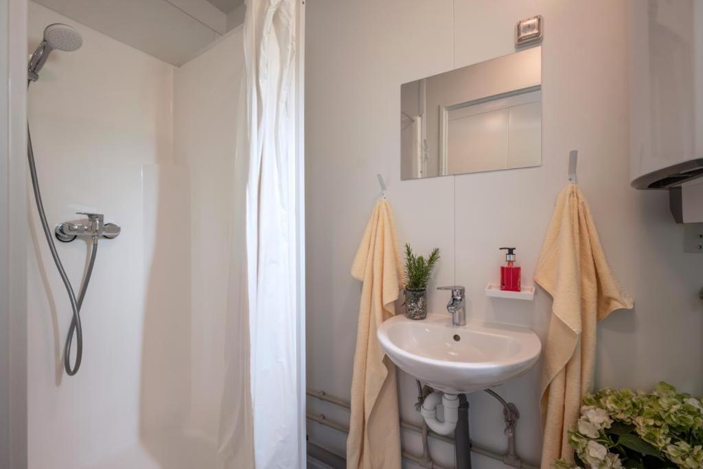 הוילה גרלוס Container House מראה חיצוני תמונה